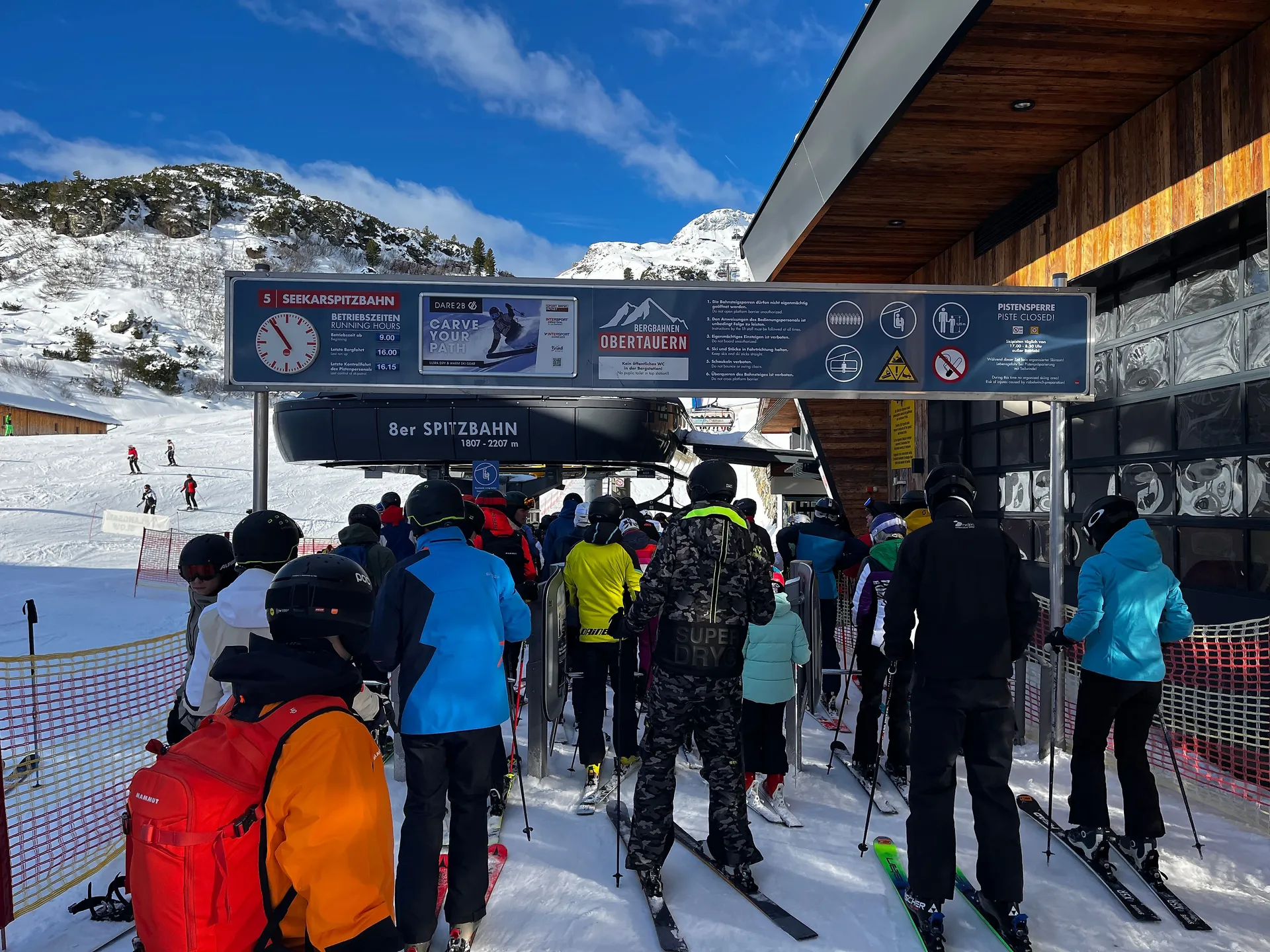 Clock board in the Obertauern ski area
