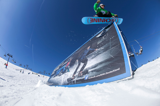 Junge ZIelgruppe findet man in Funparks