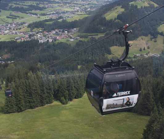 Gondelbranding Adidas Terrex in der SkiWelt Wilder Kaiser Brixental, Ellmau
