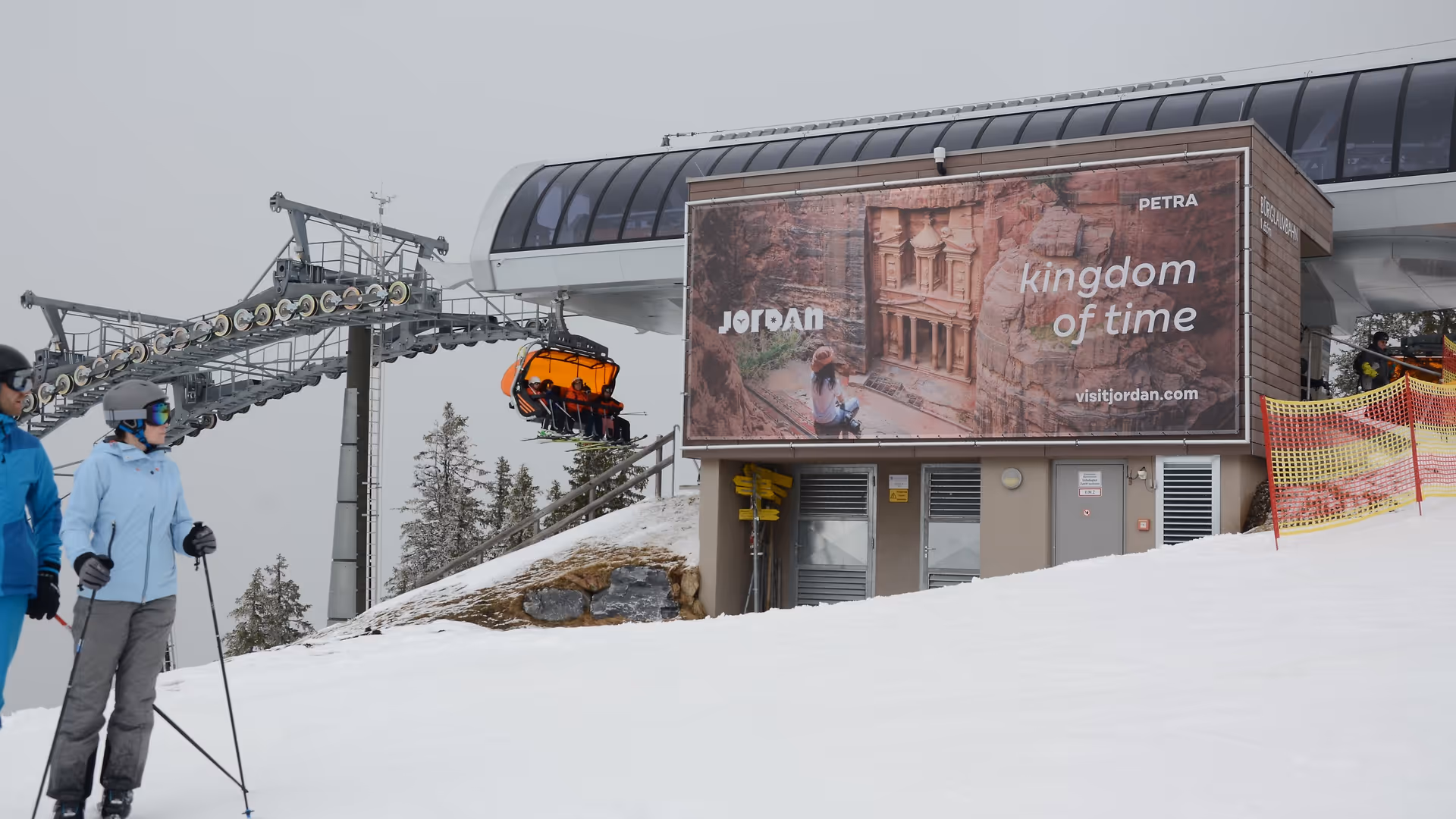 Megaboard with Jordan tourism theme in the Hochkönig ski area, Mühlbach